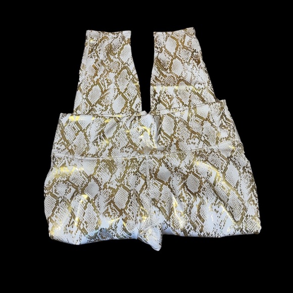 Fabletics Gold and White Snake Pattern Leggings - Picture 4 of 13